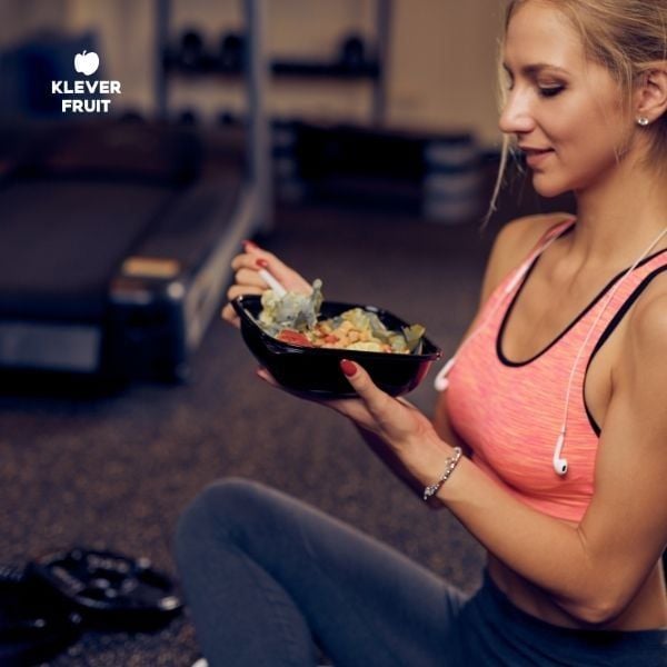 Tại sao nên ăn trái cây khi tập yoga, gym?