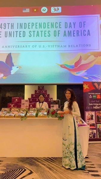 Quốc Khánh Hoa Kỳ Lần Thứ 249 – Quà Tặng Trái Cây Klever Group Kết Nối Việt Nam – Hoa Kỳ