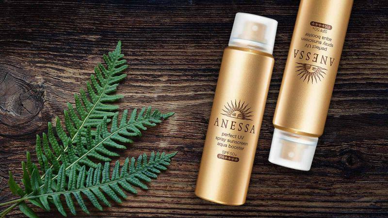 Mách Bạn Cách Sử Dụng Kem Chống Nắng Dạng Xịt Chuẩn Nhất