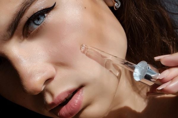 Top Serum Dưỡng Da Mặt Đặc Hiệu Nhất Mà Bạn Nên Bỏ Túi