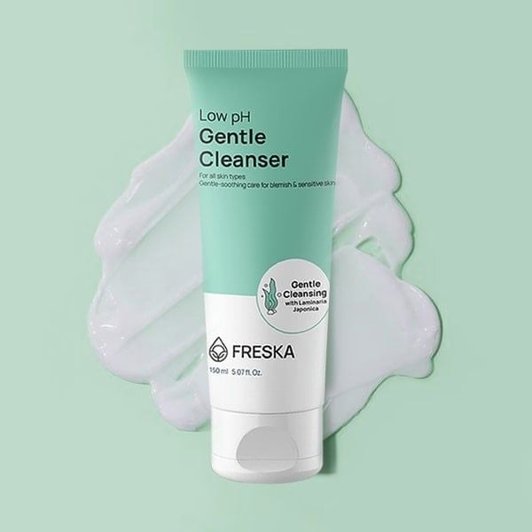 sua-rua-mat-da-dau-freska-low-ph-gentle-cleanser