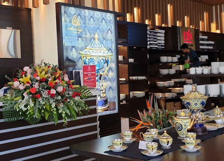 Minh Long khai trương showroom tại Nha Trang