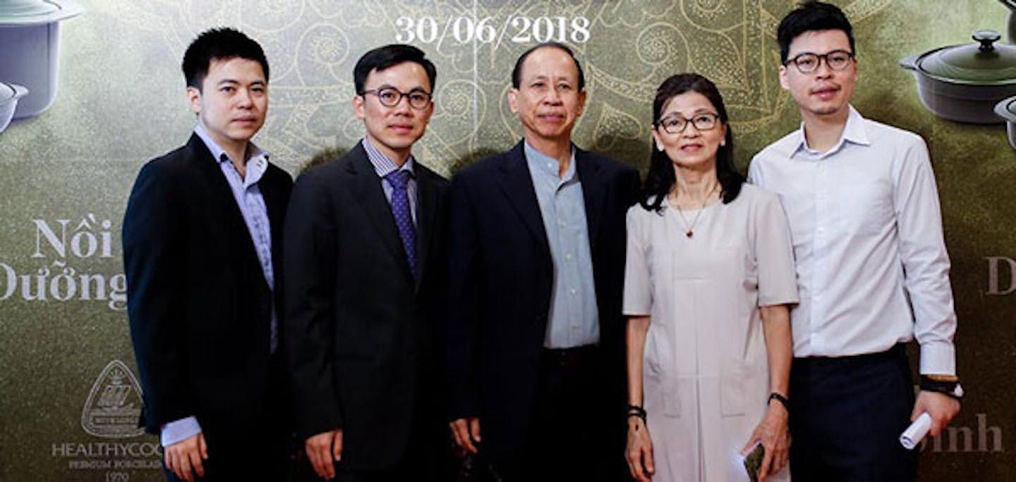 Minh Long ra mắt Sứ dưỡng sinh - dụng cụ nấu tốt cho sức khỏe