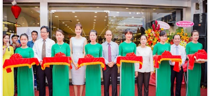 Minh Long khai trương Showroom Quận 7