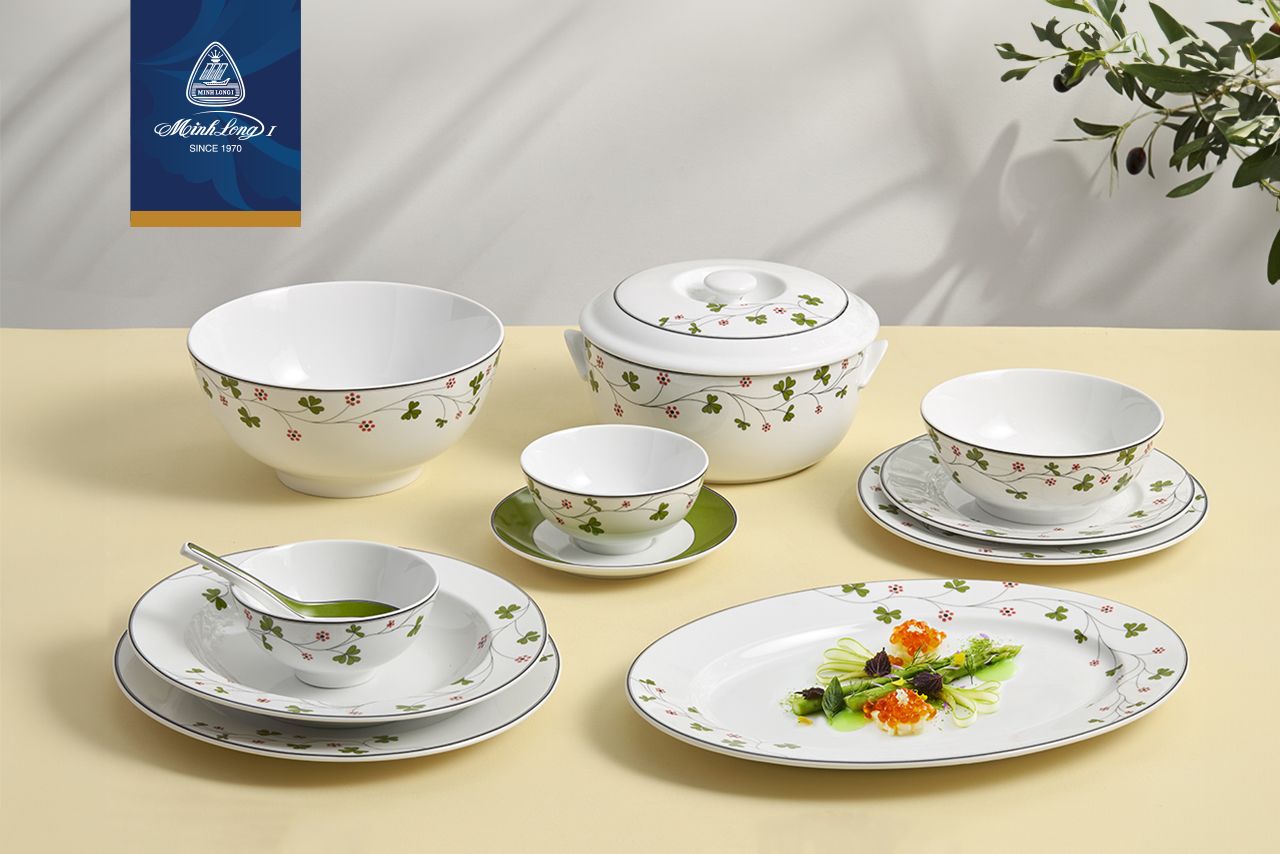 SẮC XANH MÁT LÀNH TỪ BỘ ĐỒ ĂN HOA MAY MẮN