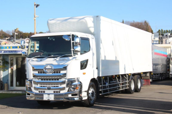 Xe tải đông lạnh Nhật Bản có ưu điểm gì?