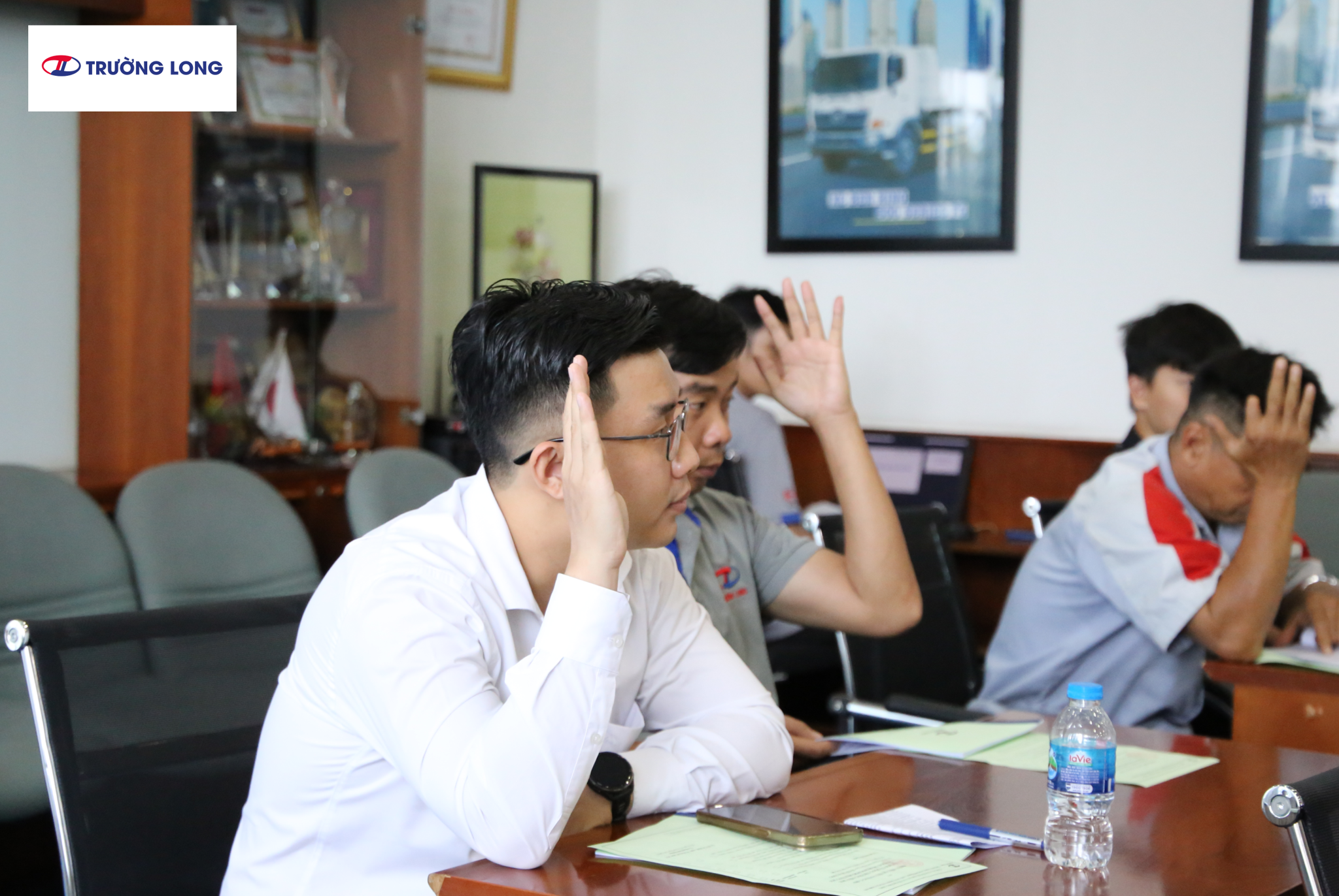 Họp hội đồng cổ đông năm 2025