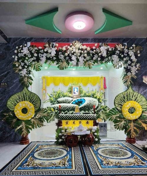 Bàn thờ đám tang là gì