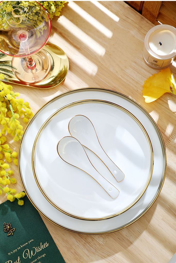 Bộ Chén Dĩa Sứ Viền Vàng Sang Trọng