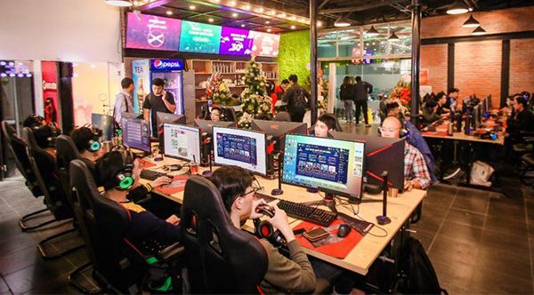 Chủ phòng net là ai? Mẹo kinh doanh đông khách cho chủ phòng net