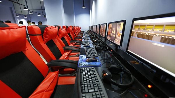 Nguyên nhân máy trạm Bootrom khởi động chậm