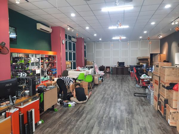 Vi tính Hoàng Long - Đơn vị mua máy trạm TP.HCM uy tín