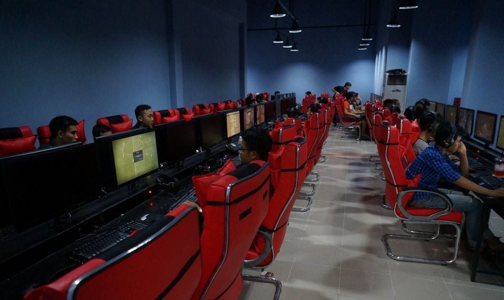 Lắp đặt phòng net 2022 tại aces gaming tphcm