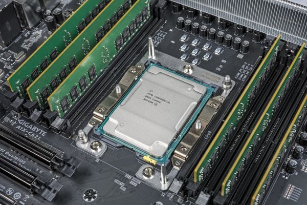 CPU Intel Xeon E5 2678 - Giá thành rẻ, hiệu năng đỉnh cao