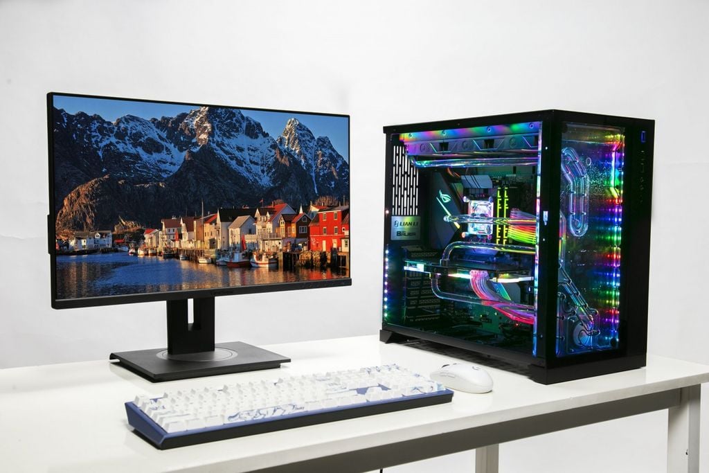 Hình ảnh dàn PC khủng đẹp chất nhất thế giới cho game thủ