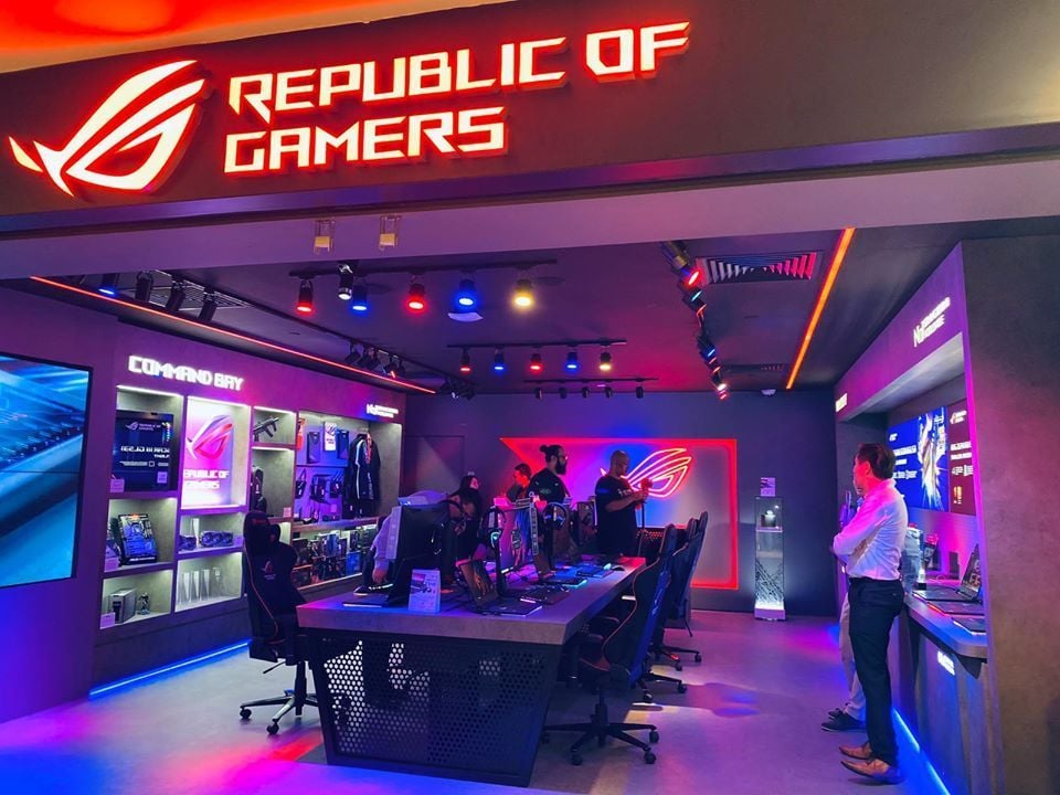 Cấu hình máy thi đấu Esport