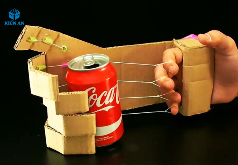 Làm robot bằng bìa carton đẹp, đơn giản kích thích trí sáng tạo cho bé