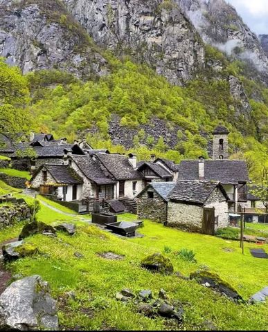 Những ngôi làng bằng đá tại vùng núi Thụy Sĩ