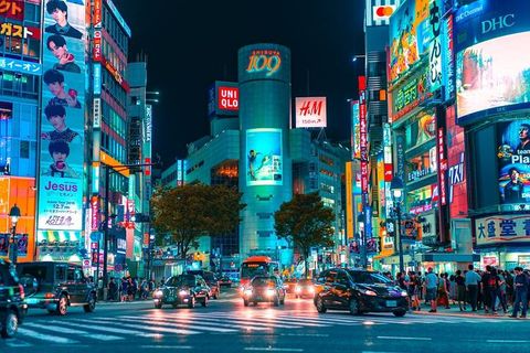 Dạo bước tại Shibuya, nơi ánh đèn chưa bao giờ tắt