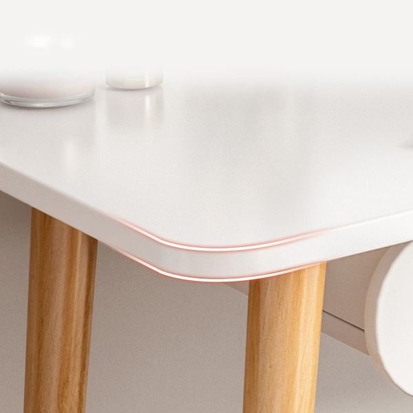 bàn trang điểm có gương led