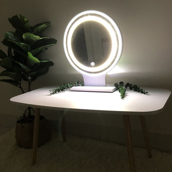 gương led cảm ứng để bàn