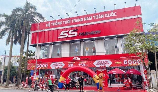 5S FASHION CHÍNH THỨC CÁN MỐC 100 SHOWROOMS TRÊN TOÀN QUỐC