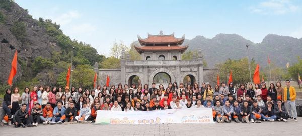 DU XUÂN QUÝ MÃO - CHUYỆN BÂY GIỜ MỚI KỂ