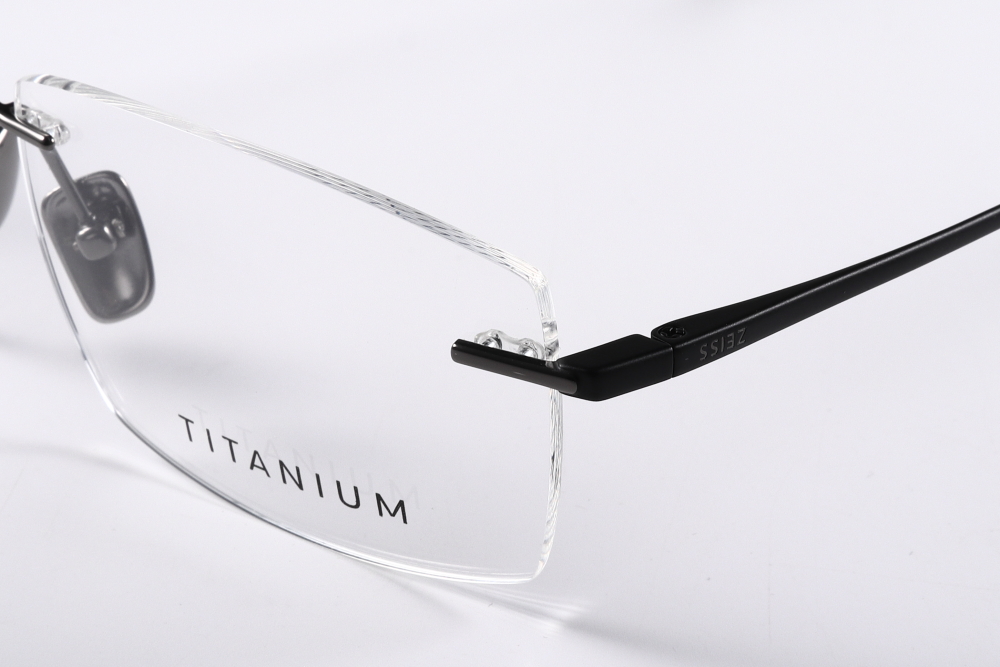 gọng kính titanium vtc