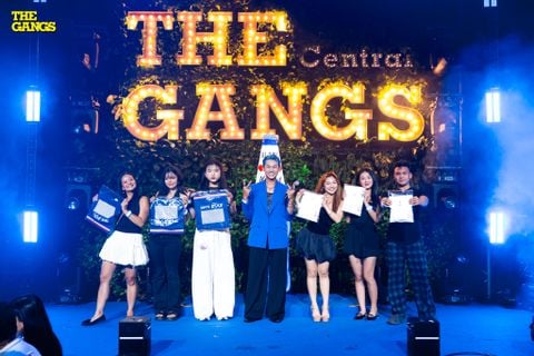 The Gangs Central – Saigon’s Most Energetic on Nguyen Hue Walking Street