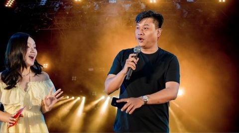 TOP 8 BÀI PHÁT BIỂU YEAR END PARTY HAY Ý NGHĨA NHẤT 2025