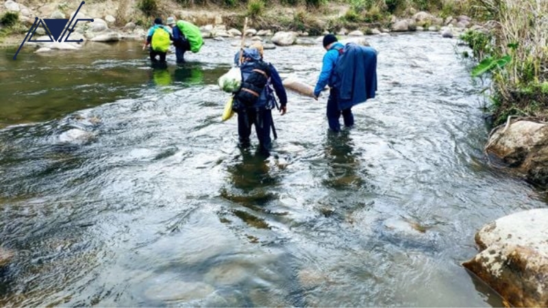 TỔ CHỨC TREKKING KẾT HỢP ĐÀO TẠO KỸ NĂNG SINH TỒN CHO HỌC SINH