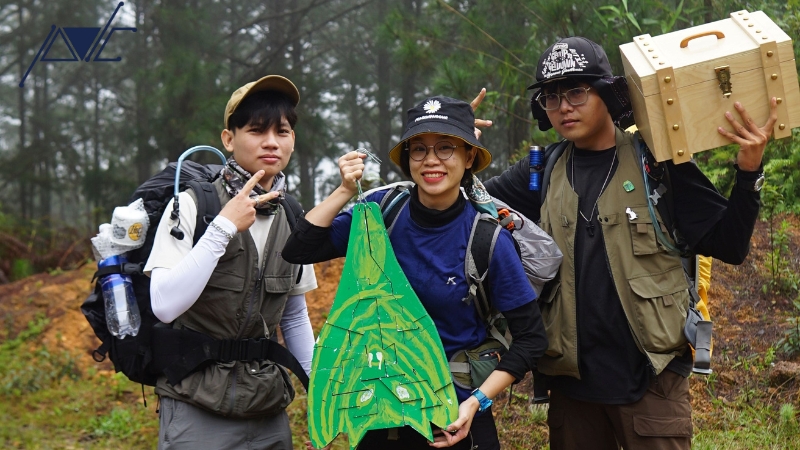 Tổ chức trekking kết hợp team building