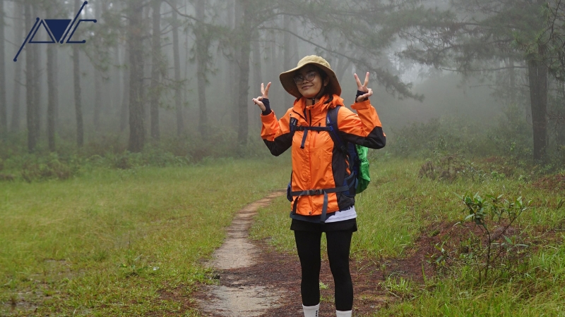 Leo núi thể thao