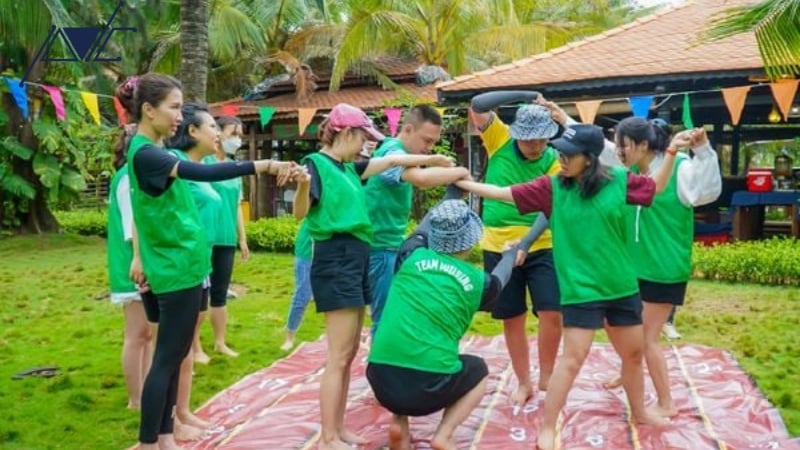 Slogan team building