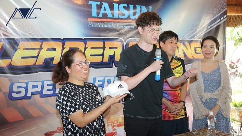 tổ chức team building