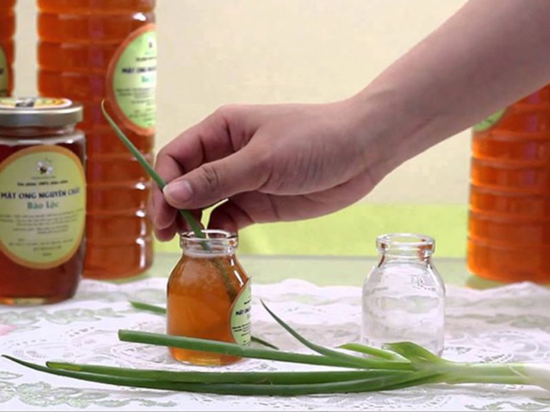 Cách phân biệt mật ong lào và mật ong giả?