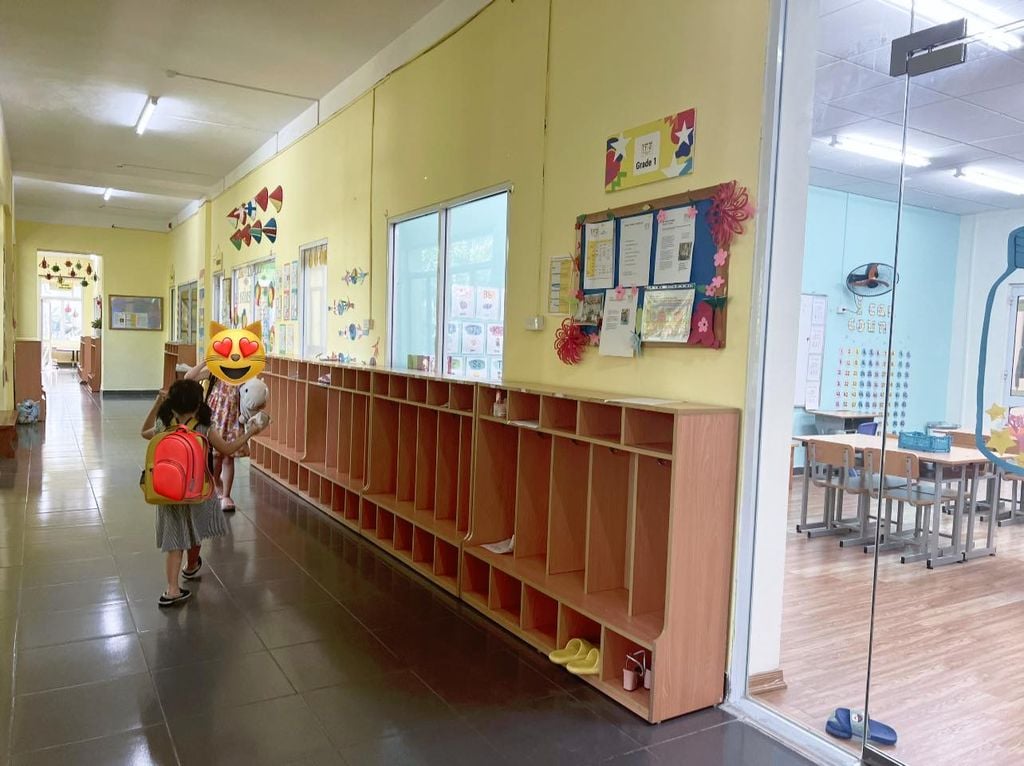 CHUYỆN CÁI TỦ ĐỰNG ĐỒ