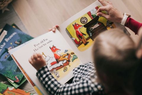 LÀM SAO ĐỂ MỘT EM BÉ 3 TUỔI BIẾT ĐỌC?