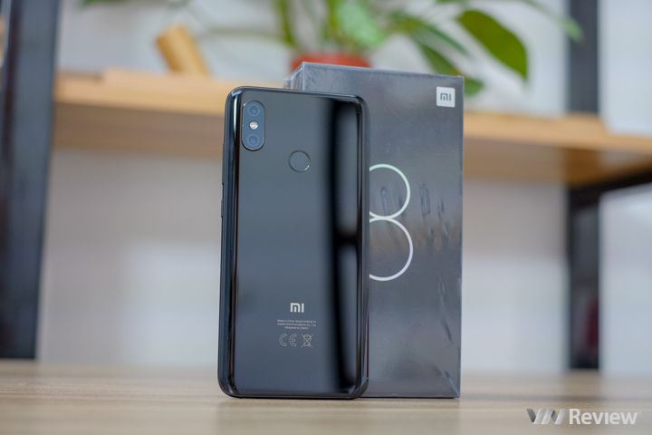 5 điểm nổi bật trên Xiaomi mi 8