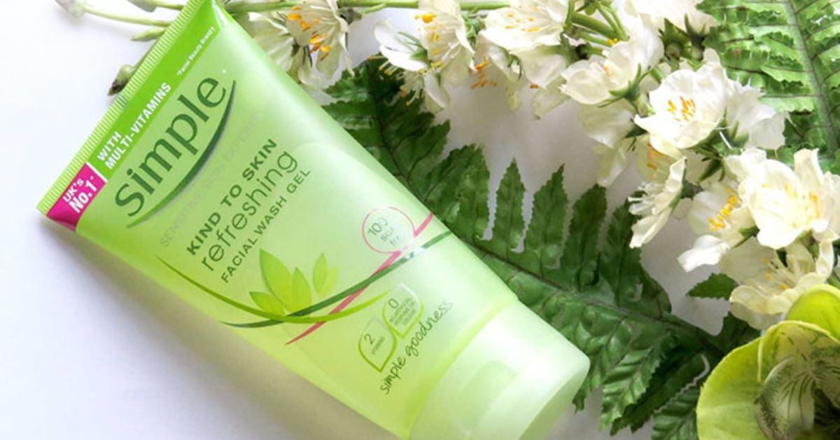 Simple Kind to Skin Refreshing Facial Wash