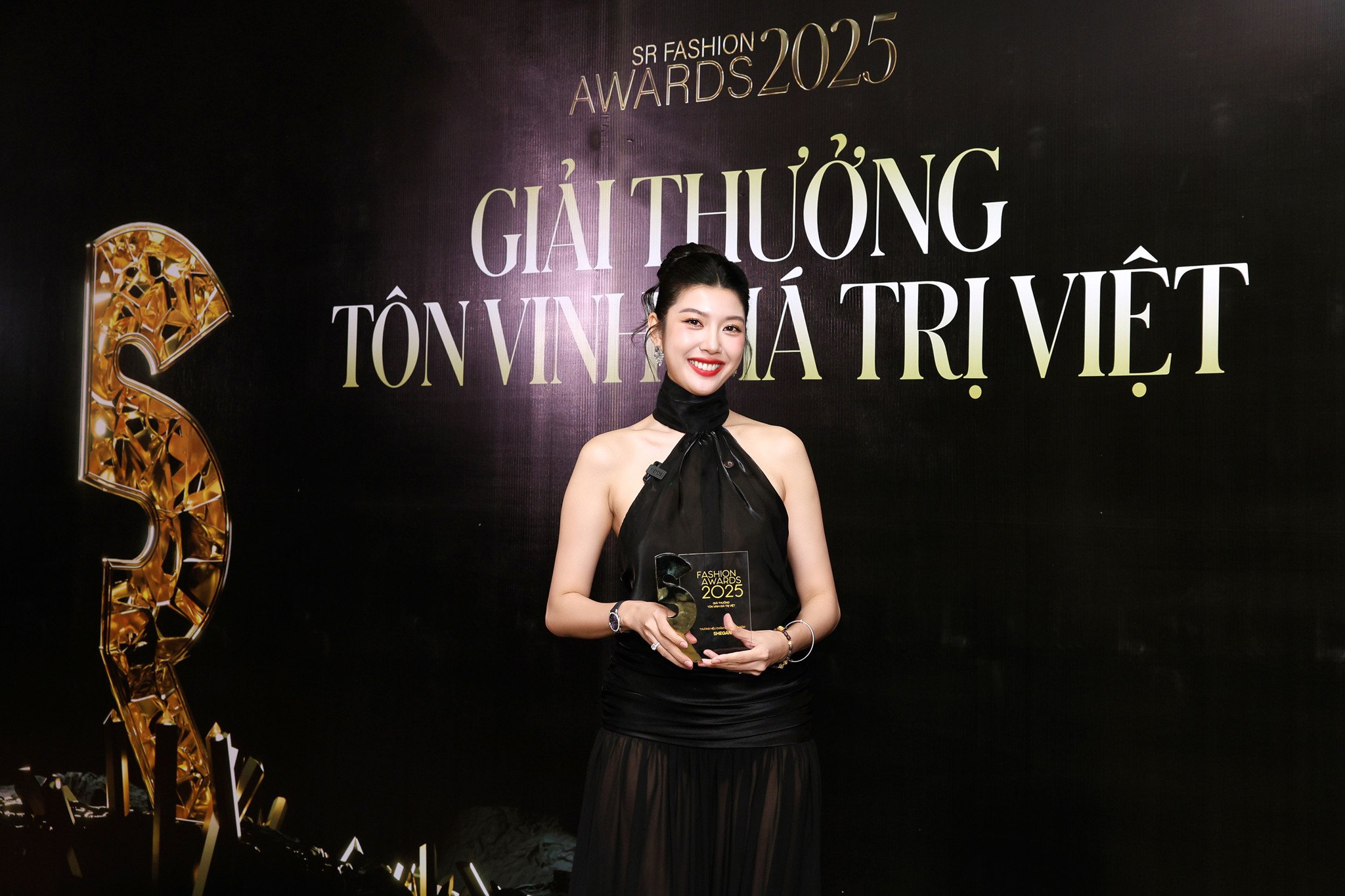 SHeGAN tại sự kiện SR Fashion Awards 2025