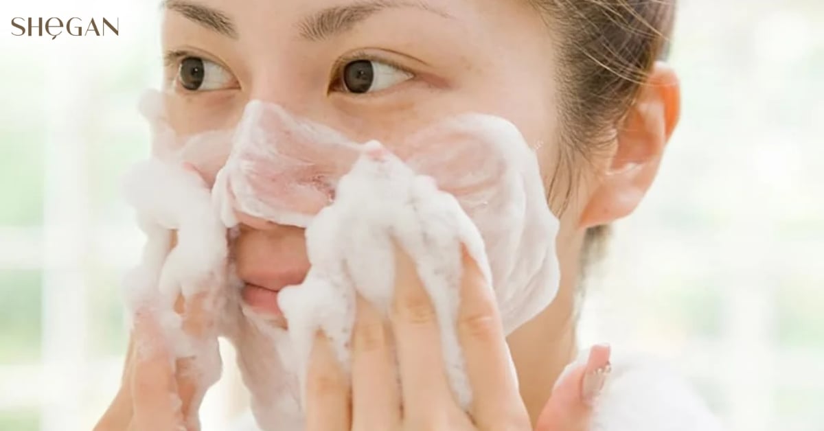 Tác dụng của sữa rửa mặt tạo bọt