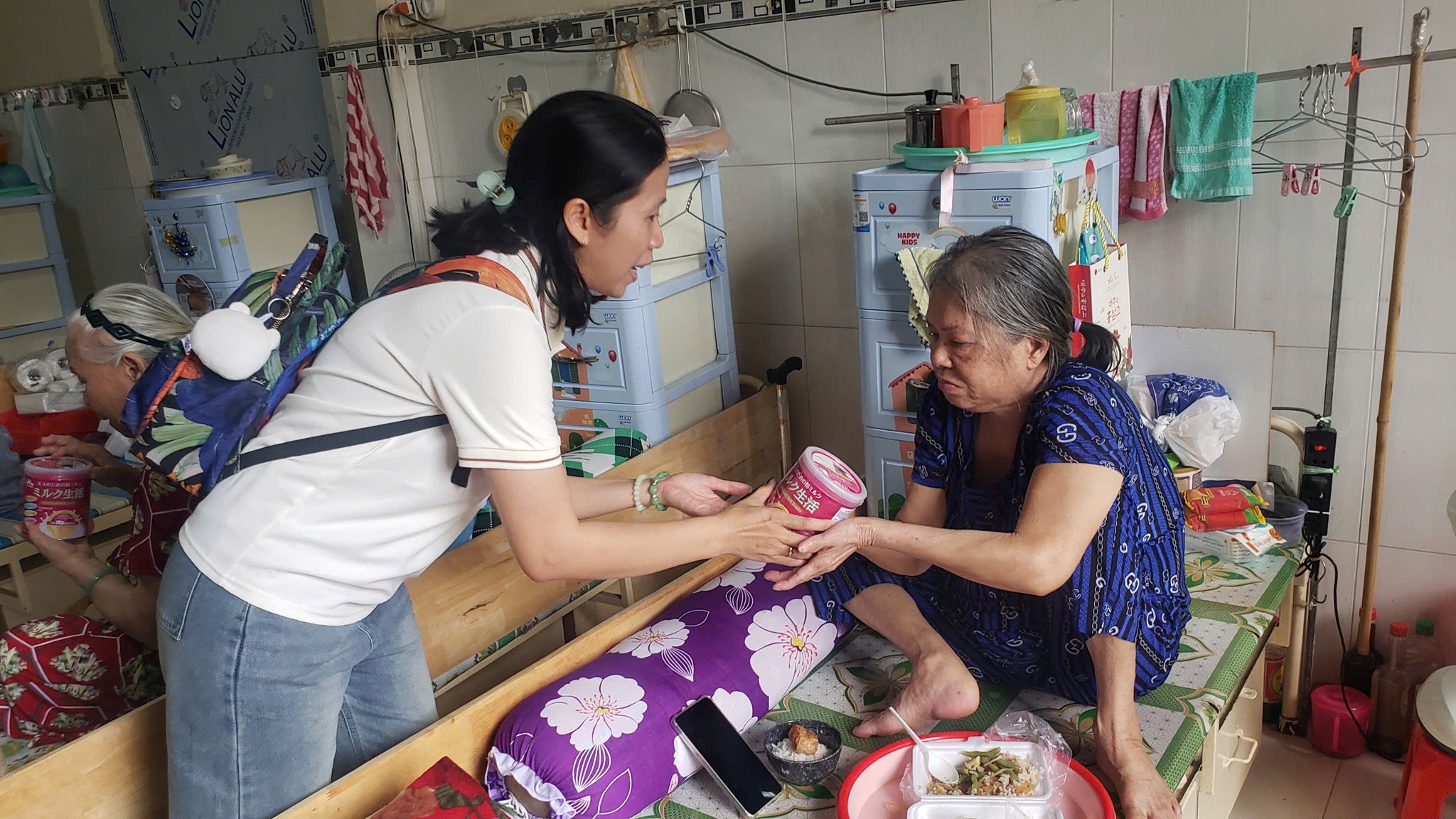 Những khoảnh khắc sẻ chia đáng nhớ