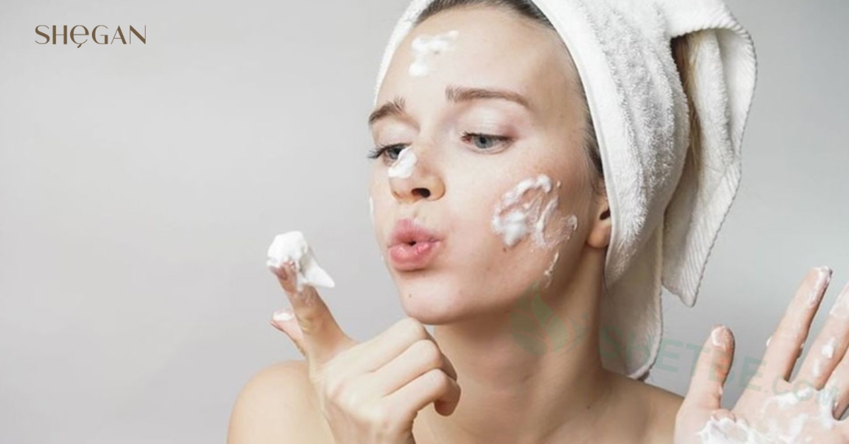 Công dụng tuyệt vời của sữa rửa mặt tạo bọt