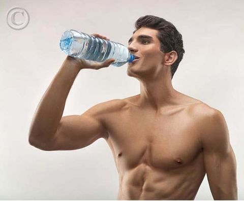 Đàn ông làm gì để có làn da đẹp