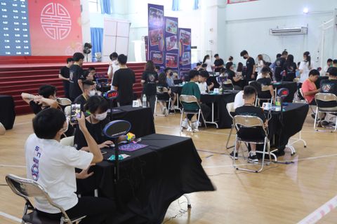 Phỏng vấn các thi sinh của cuộc thi WCA Hanoi Summer 2022