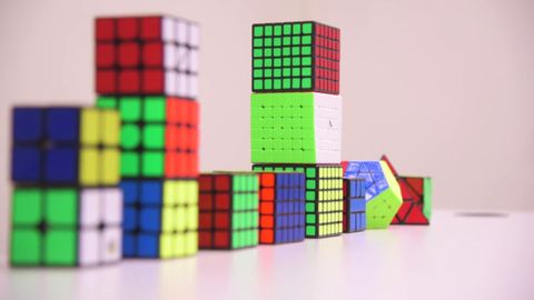 Top Các Loại Rubik Tốt Nhất Cho Người Mới Bắt Đầu Tập Chơi