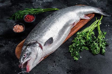 CÁ HỒI NAUY – CHẾ BIẾN ĐƠN GIẢN NHƯNG GIÀU DINH DƯỠNG