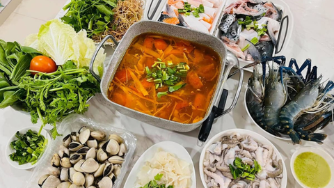 Cách nấu lẩu cá hồi - Thơm ngon, đậm đà, hấp dẫn cả nhà