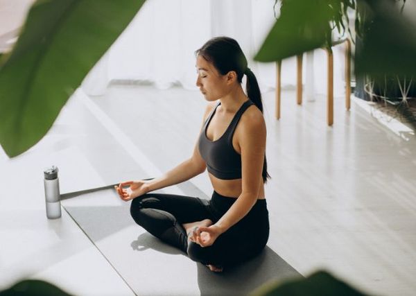 Yoga giúp giảm căng thẳng, lo âu